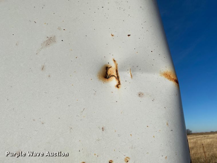 image for item DL1287 2001 W-W 10400-R  enclosed cargo trailer