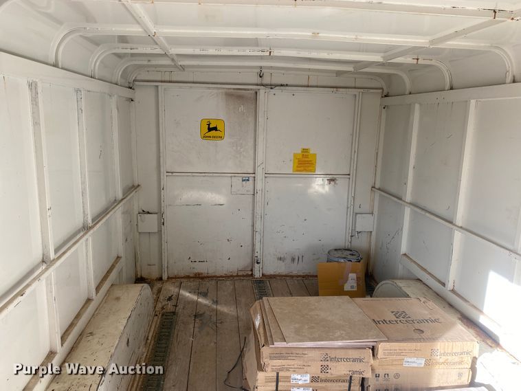 image for item DL1287 2001 W-W 10400-R  enclosed cargo trailer