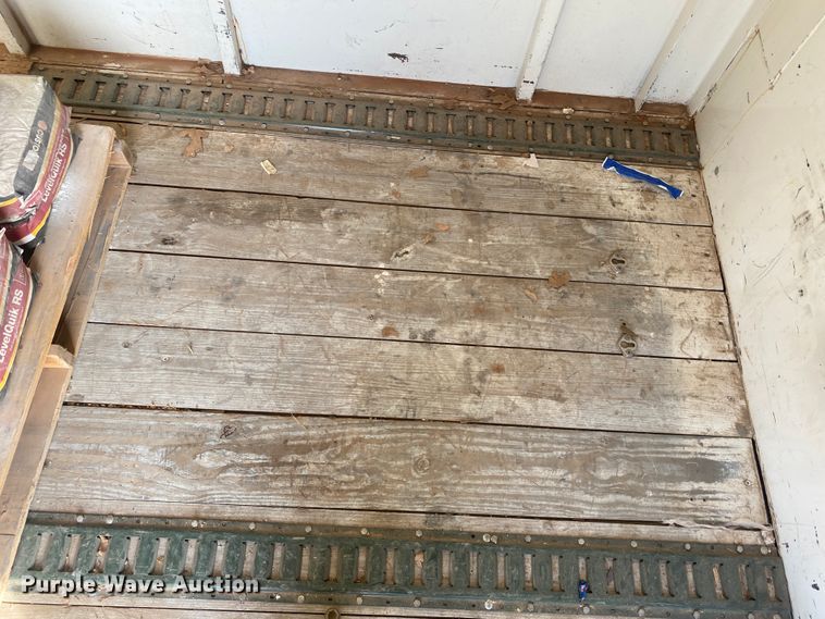 image for item DL1287 2001 W-W 10400-R  enclosed cargo trailer