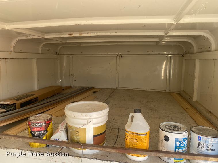 image for item DL1287 2001 W-W 10400-R  enclosed cargo trailer