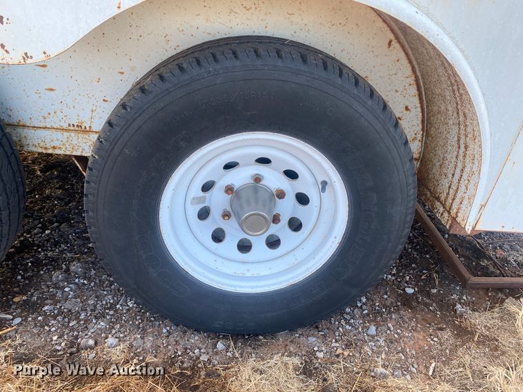 image for item DL1287 2001 W-W 10400-R  enclosed cargo trailer