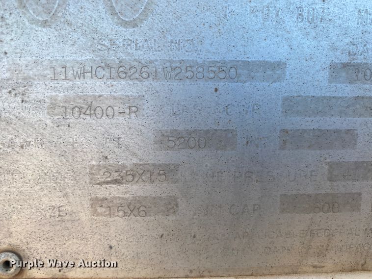 image for item DL1287 2001 W-W 10400-R  enclosed cargo trailer