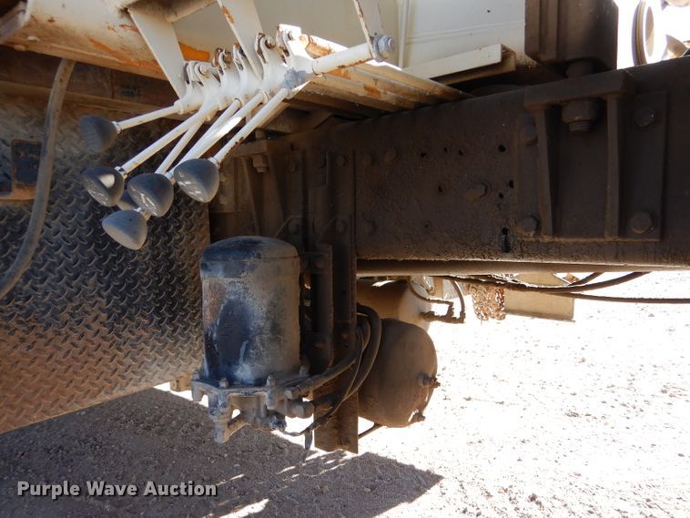 image for item DL3528 1994 Kenworth T800  crane truck