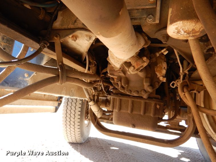 image for item DL3528 1994 Kenworth T800  crane truck