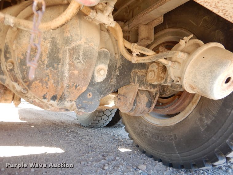 image for item DL3528 1994 Kenworth T800  crane truck