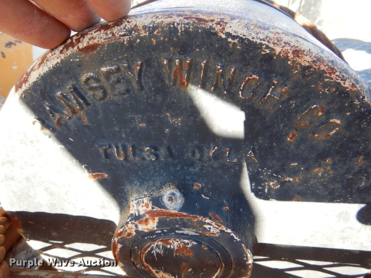 image for item DL3528 1994 Kenworth T800  crane truck