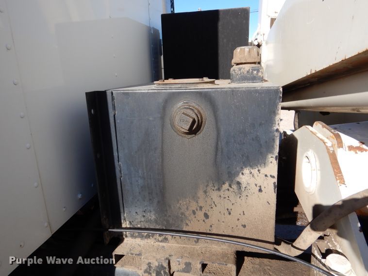 image for item DL3528 1994 Kenworth T800  crane truck