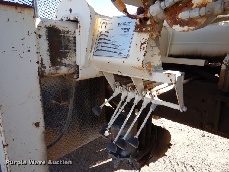 image for item DL3528 1994 Kenworth T800  crane truck