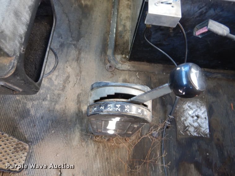 image for item DL3528 1994 Kenworth T800  crane truck