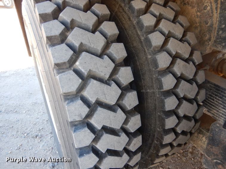 image for item DL3528 1994 Kenworth T800  crane truck