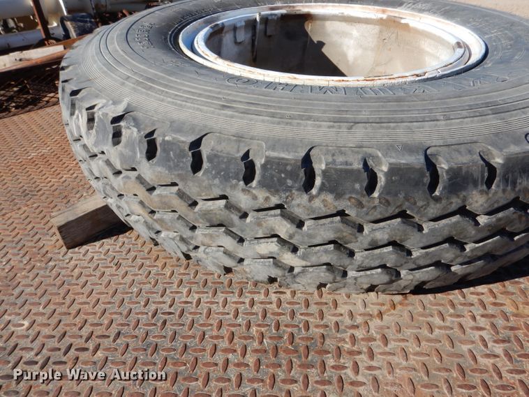 image for item DL3528 1994 Kenworth T800  crane truck