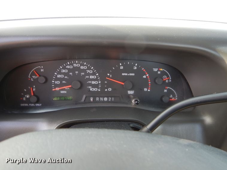 image for item DM4448 2002 Ford F450 Super Duty XL  truck cab and chassis