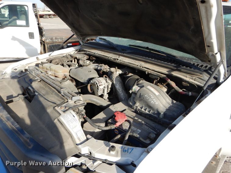 image for item DM4448 2002 Ford F450 Super Duty XL  truck cab and chassis