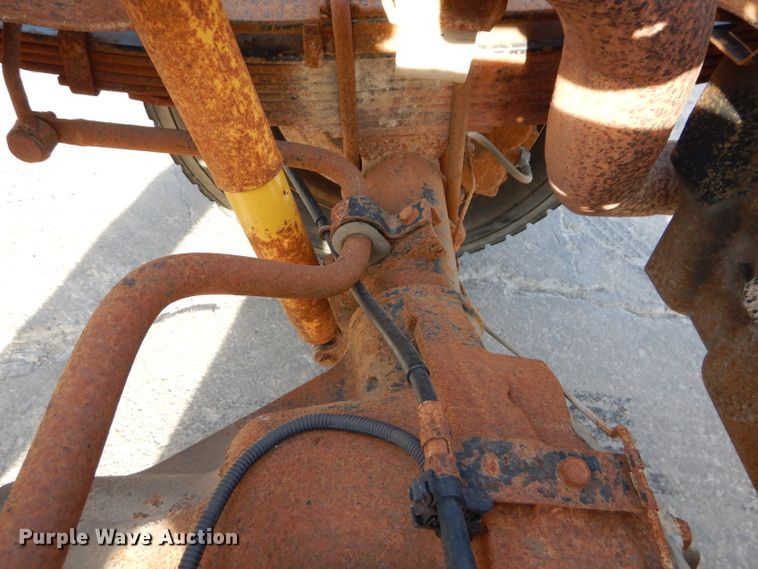 image for item DM4448 2002 Ford F450 Super Duty XL  truck cab and chassis