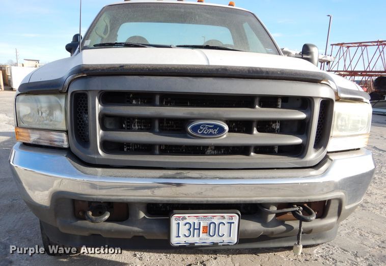 image for item DM4448 2002 Ford F450 Super Duty XL  truck cab and chassis