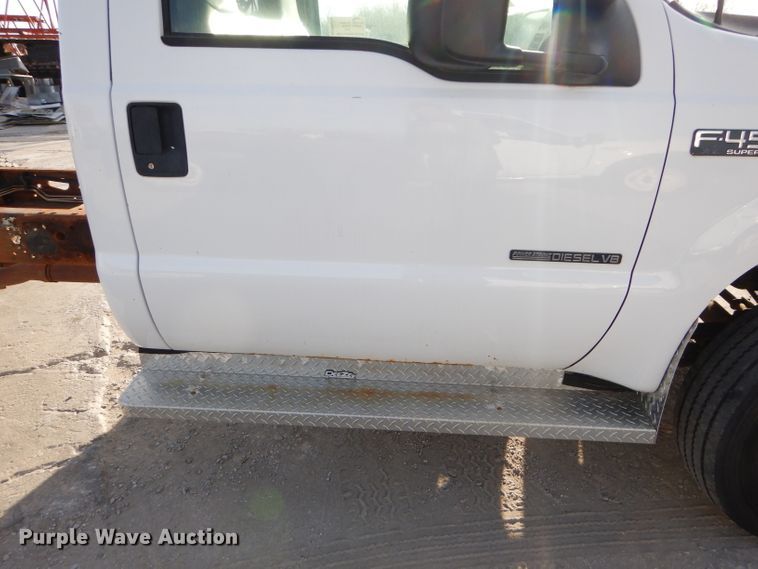 image for item DM4448 2002 Ford F450 Super Duty XL  truck cab and chassis