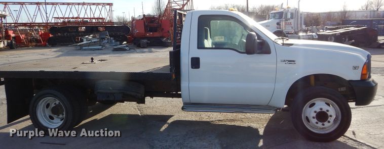 image for item DM4449 1999 Ford F550  flatbed truck