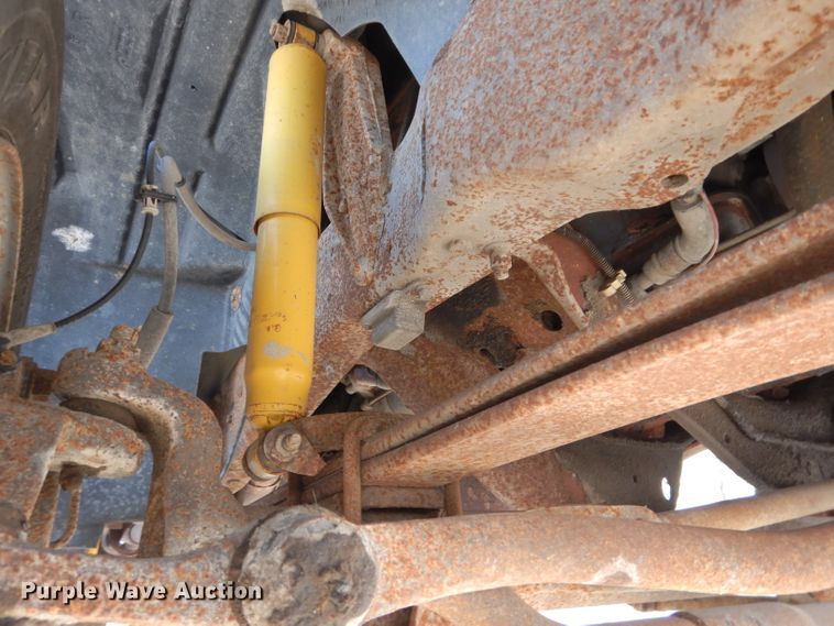 image for item DM4449 1999 Ford F550  flatbed truck