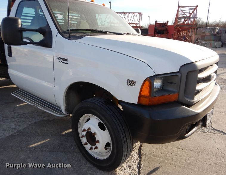 image for item DM4449 1999 Ford F550  flatbed truck