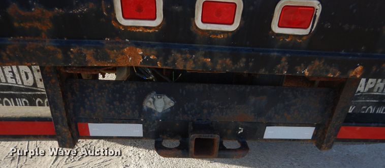 image for item DM4449 1999 Ford F550  flatbed truck