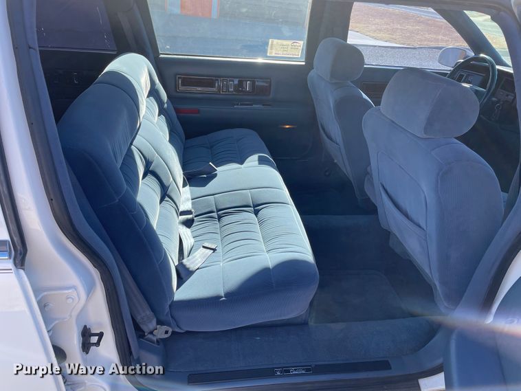 image for item DN0088 1995 Cadillac Fleetwood  limousine