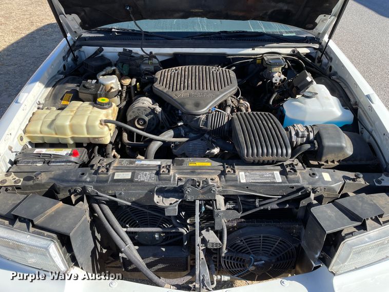 image for item DN0088 1995 Cadillac Fleetwood  limousine