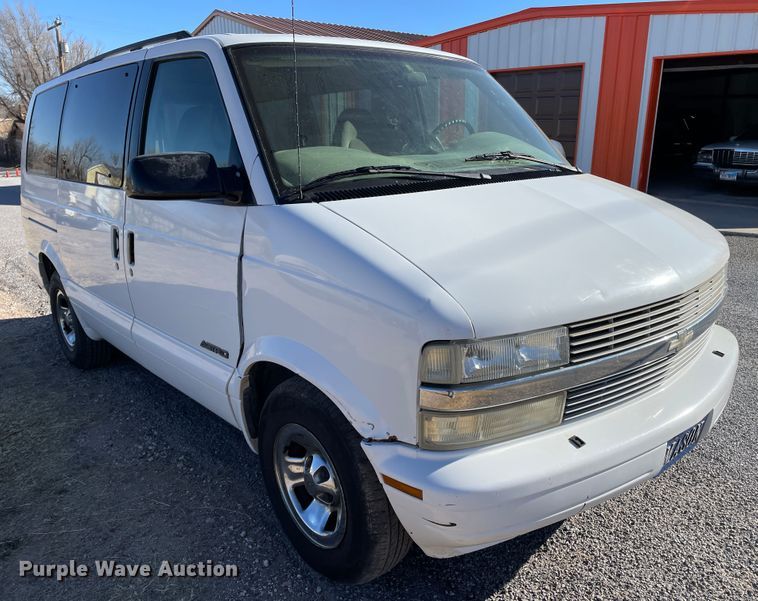 image for item DN0090 2001 Chevrolet Astro  van