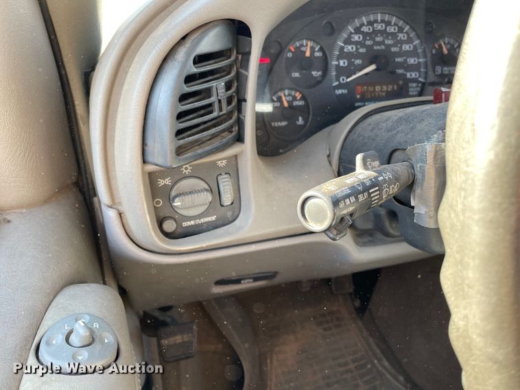 image for item DN0090 2001 Chevrolet Astro  van