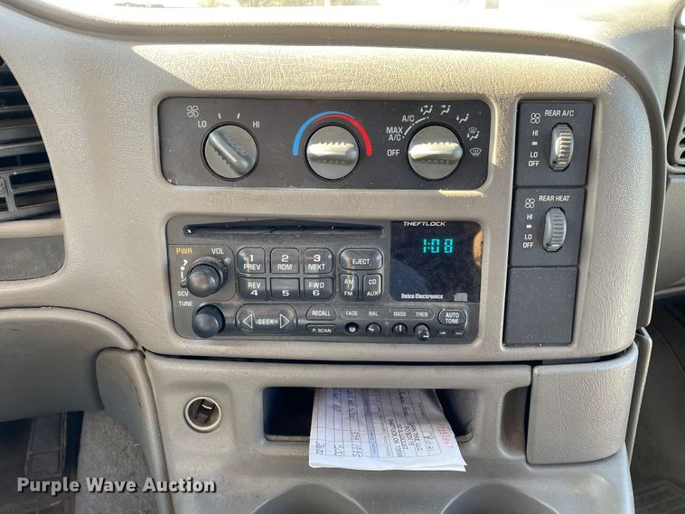 image for item DN0090 2001 Chevrolet Astro  van