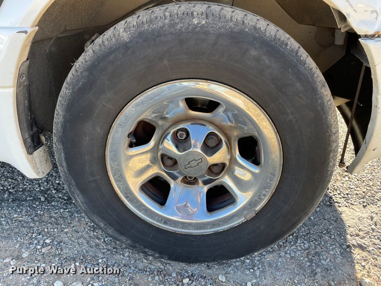 image for item DN0090 2001 Chevrolet Astro  van