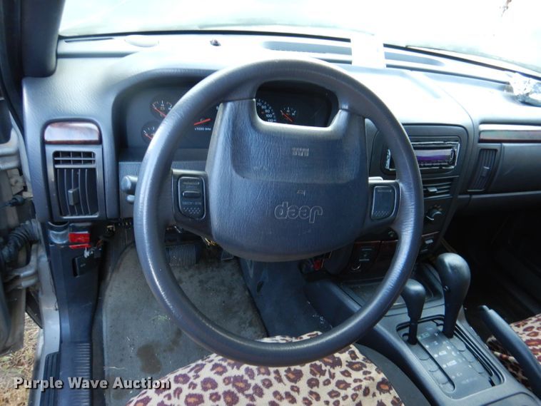 image for item DN5260 2000 Jeep Grand Cherokee  SUV