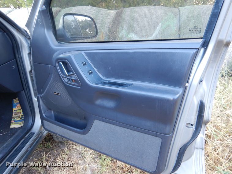 image for item DN5260 2000 Jeep Grand Cherokee  SUV