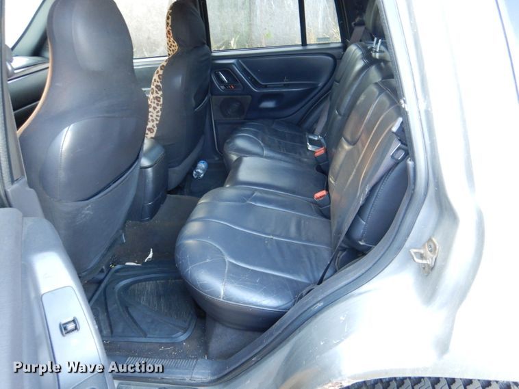 image for item DN5260 2000 Jeep Grand Cherokee  SUV