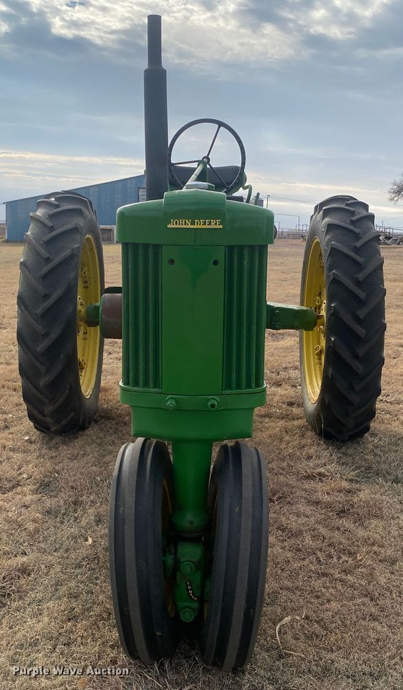 image for item IG9273 1953 John Deere 50  tractor