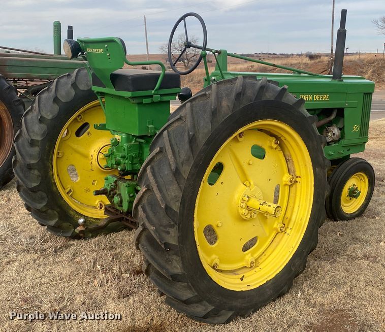 image for item IG9273 1953 John Deere 50  tractor