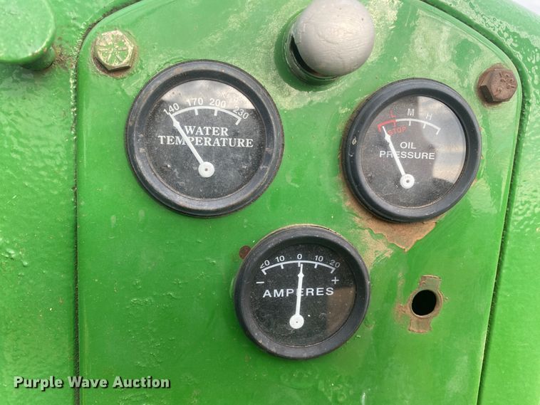 image for item IG9273 1953 John Deere 50  tractor