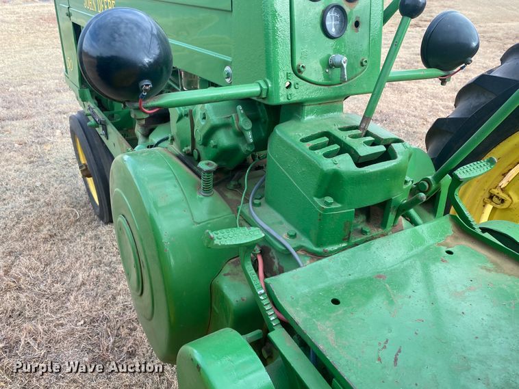 image for item IG9273 1953 John Deere 50  tractor
