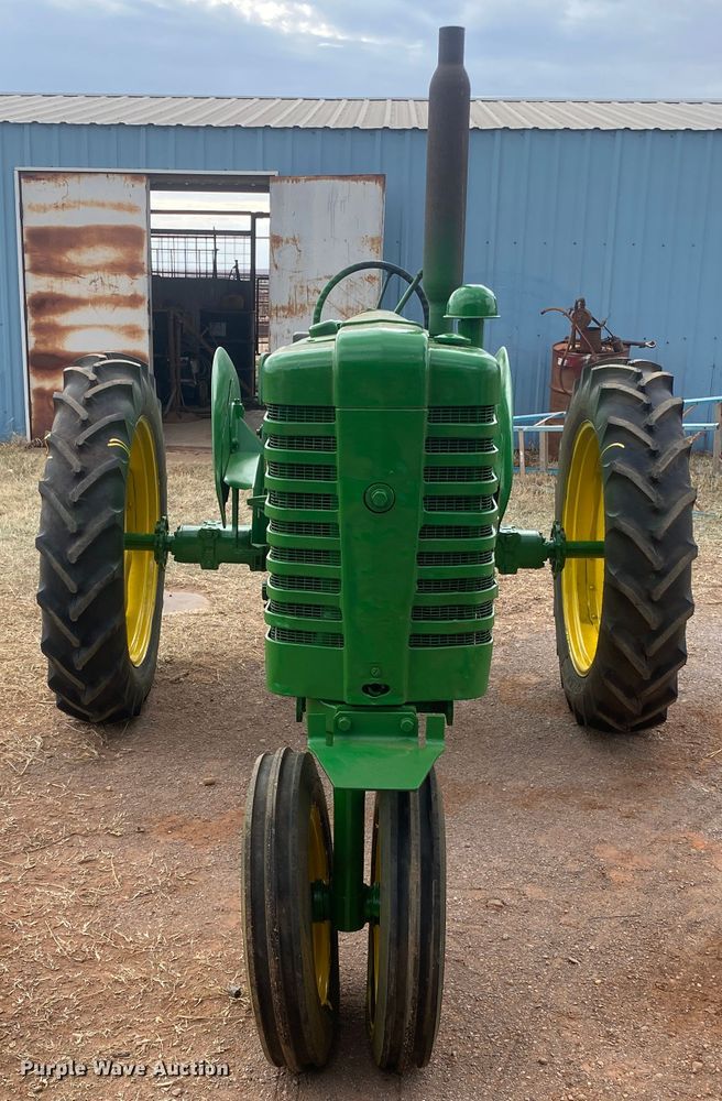 image for item IG9274 John Deere MT  tractor