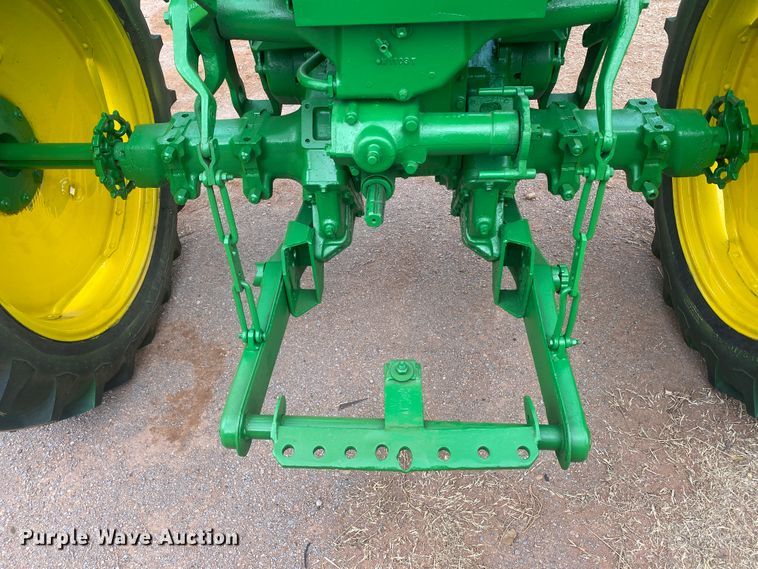 image for item IG9274 John Deere MT  tractor