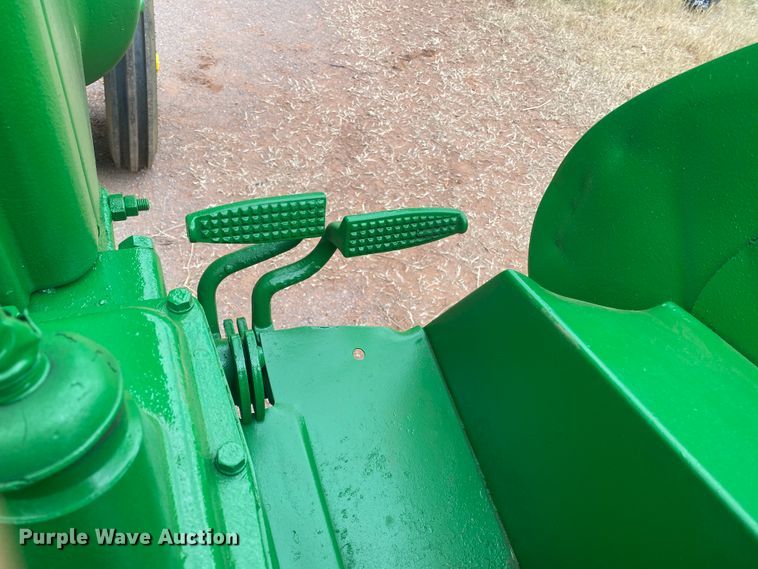 image for item IG9274 John Deere MT  tractor