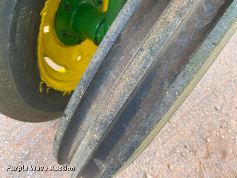 image for item IG9274 John Deere MT  tractor