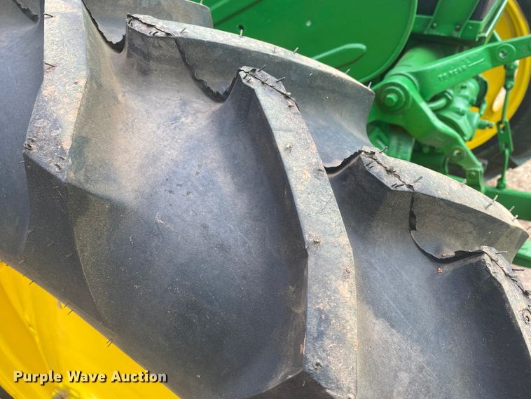 image for item IG9274 John Deere MT  tractor