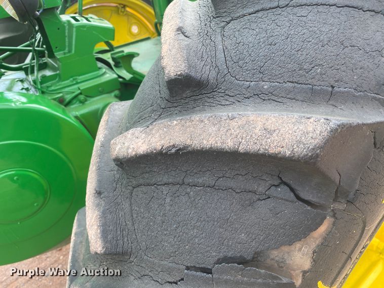 image for item IG9275 1959 John Deere 730  tractor