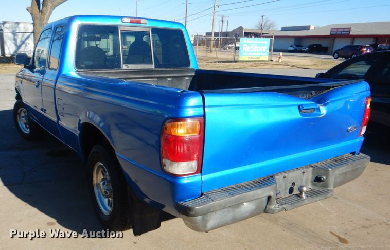 image for item IG9502 1998 Ford Ranger  SuperCab pickup truck