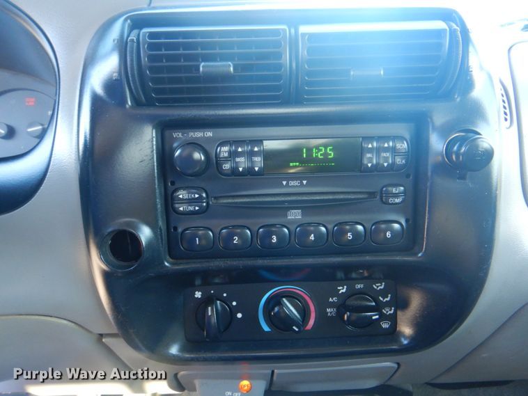 image for item IG9502 1998 Ford Ranger  SuperCab pickup truck