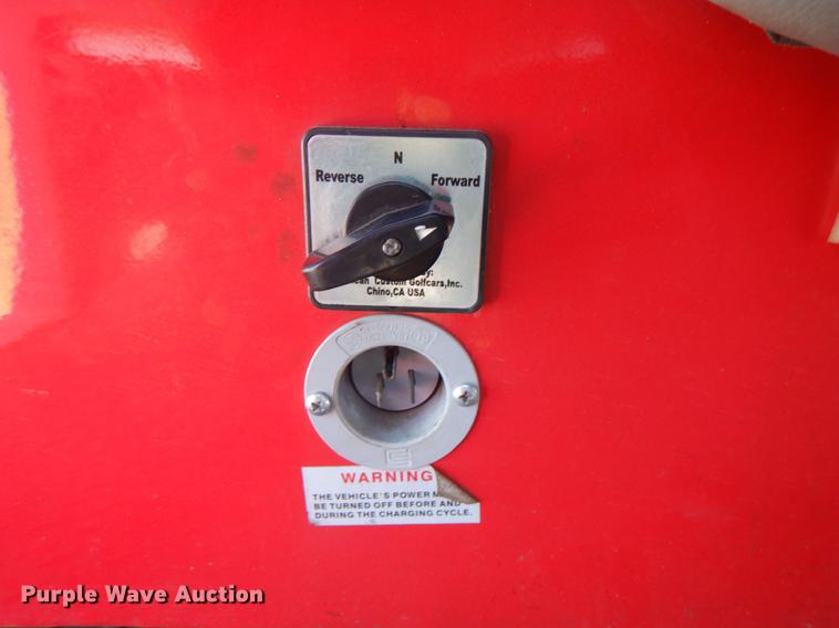 image for item IG9512 American Custom Golf Cars H3  golf cart