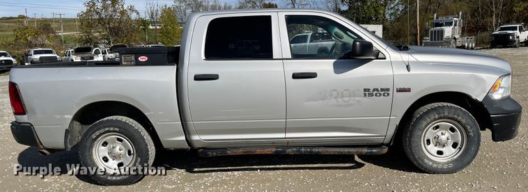 image for item IK9627 2014 Dodge Ram 1500  Crew Cab pickup truck