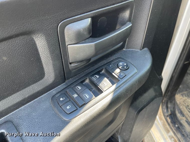 image for item IK9627 2014 Dodge Ram 1500  Crew Cab pickup truck