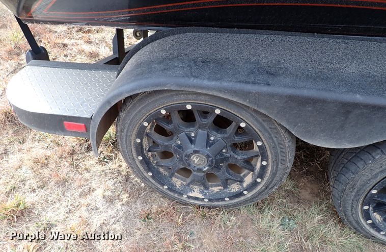 image for item IS9270 2019 Phoenix 721 PRO XP  boat