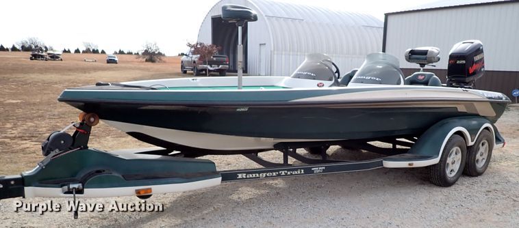 image for item IS9271 2002 Ranger 520VX  boat